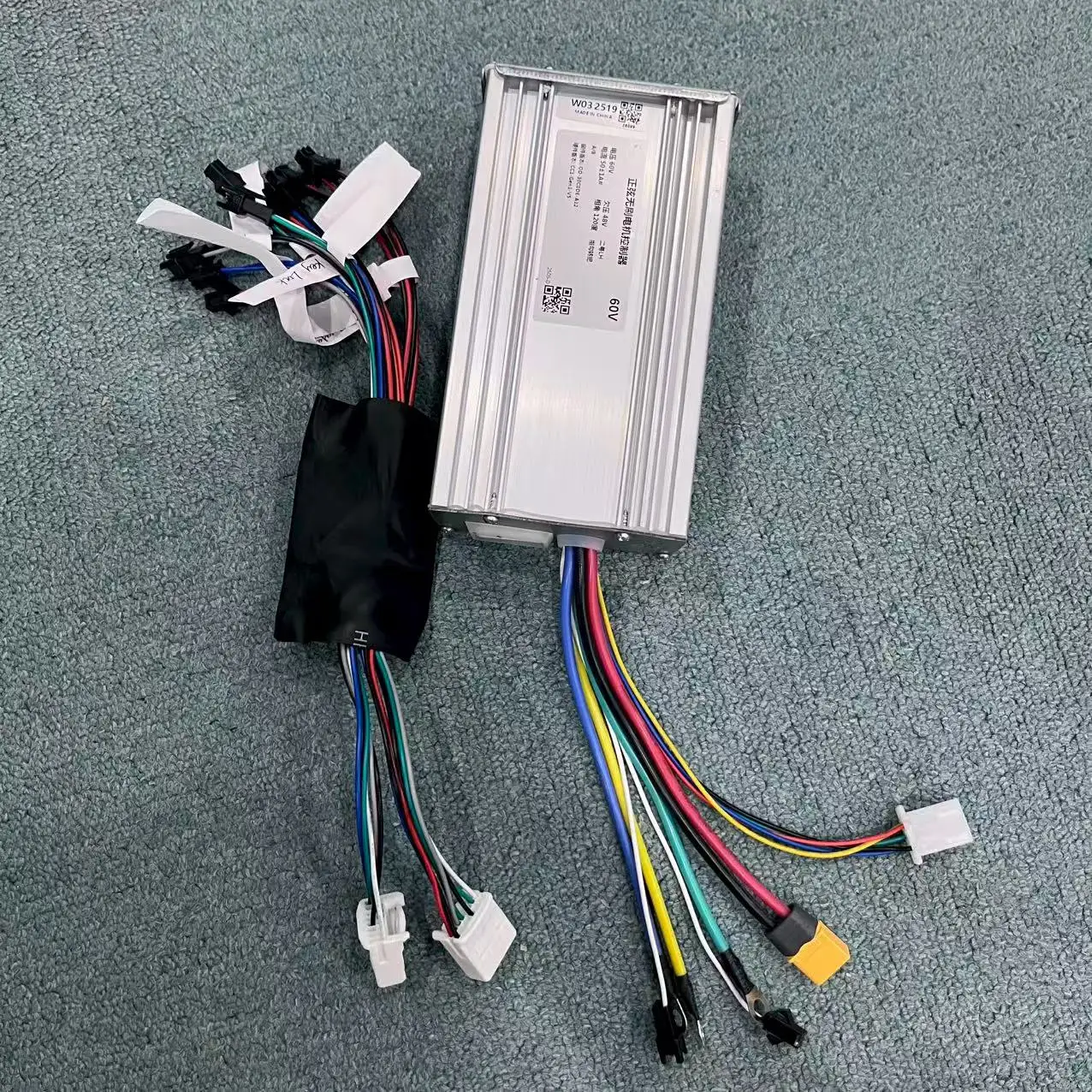 สกู๊ตเตอร์ไฟฟ้าคุณภาพดี 60V 56 - 60V 5600W Dual Motor Electric Scooter บทวิจารณ์และราคา